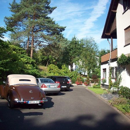 Gastehaus-Weingut Loersch Otel Leiwen Dış mekan fotoğraf